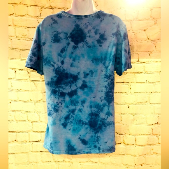 🎼AALIYAH🎼Upcycled Tie Dyed SS Shirt in Blue 🎼Measurements in Pics🎼 - Picture 3 of 10
